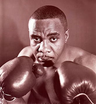 Sonny Liston pose